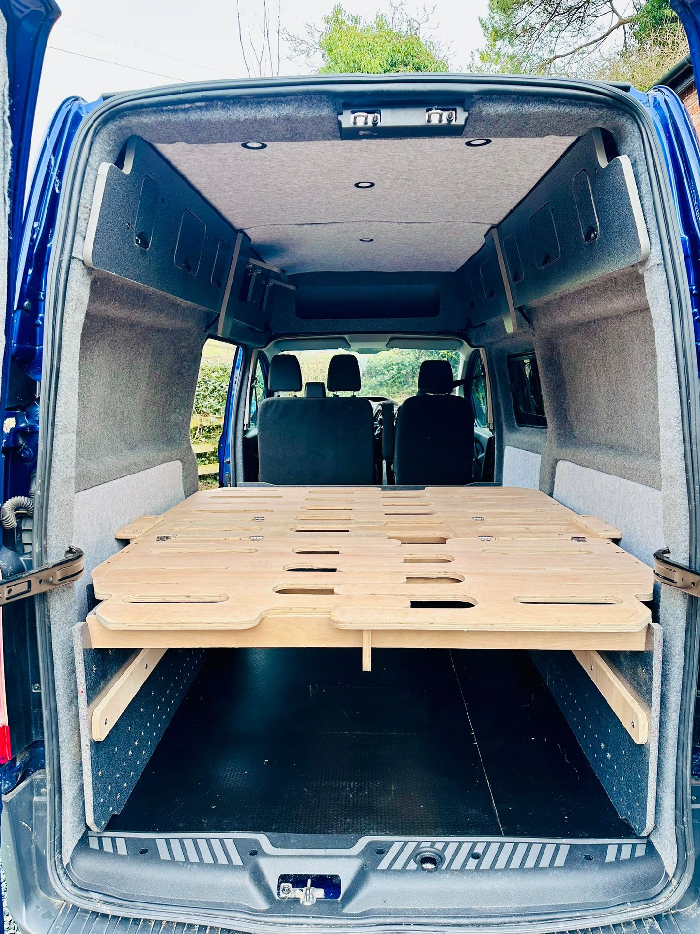 FMR-Full-Width, Modular and Removable - Panel vans