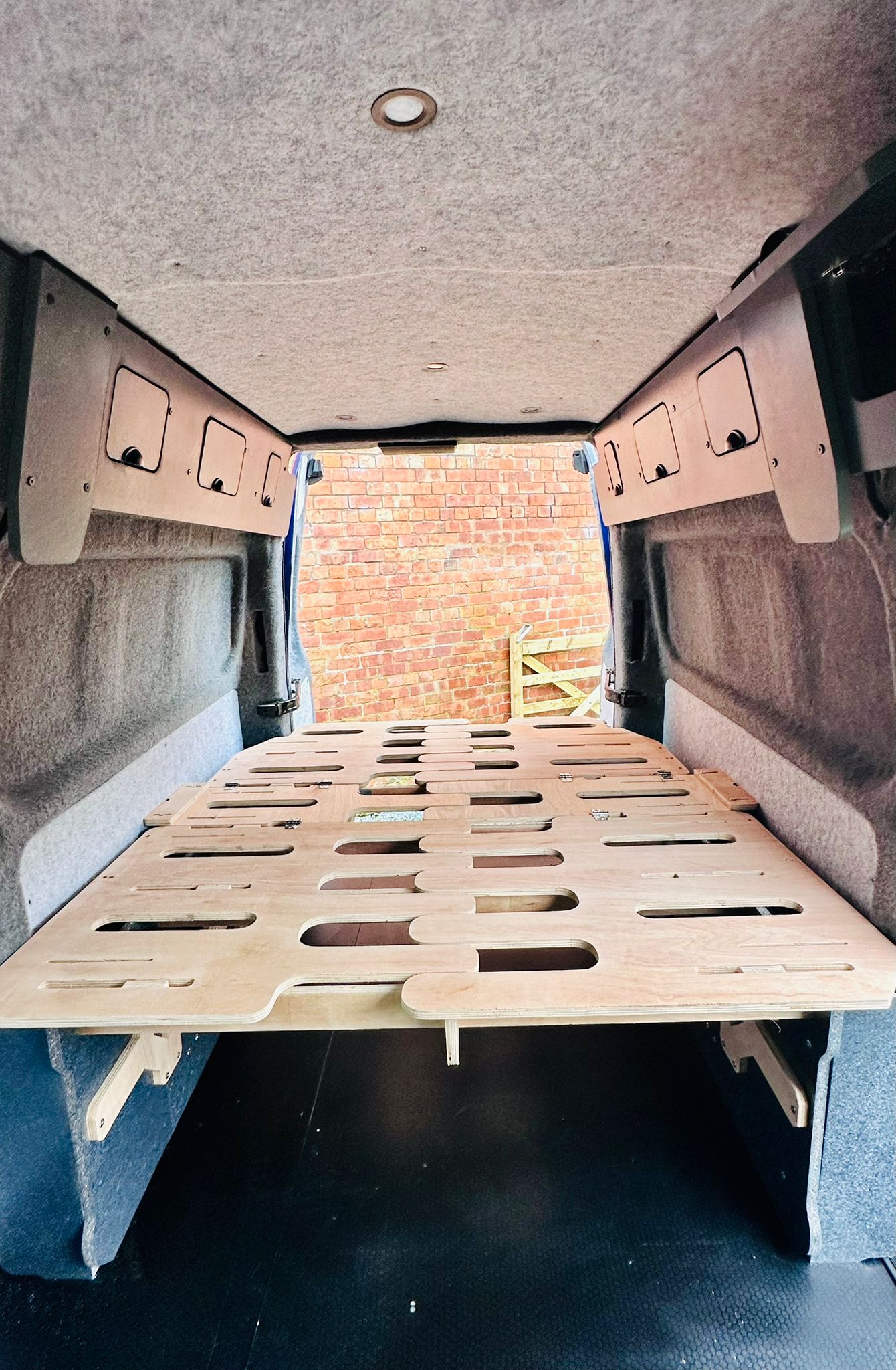 FMR-Full-Width, Modular and Removable - Panel vans